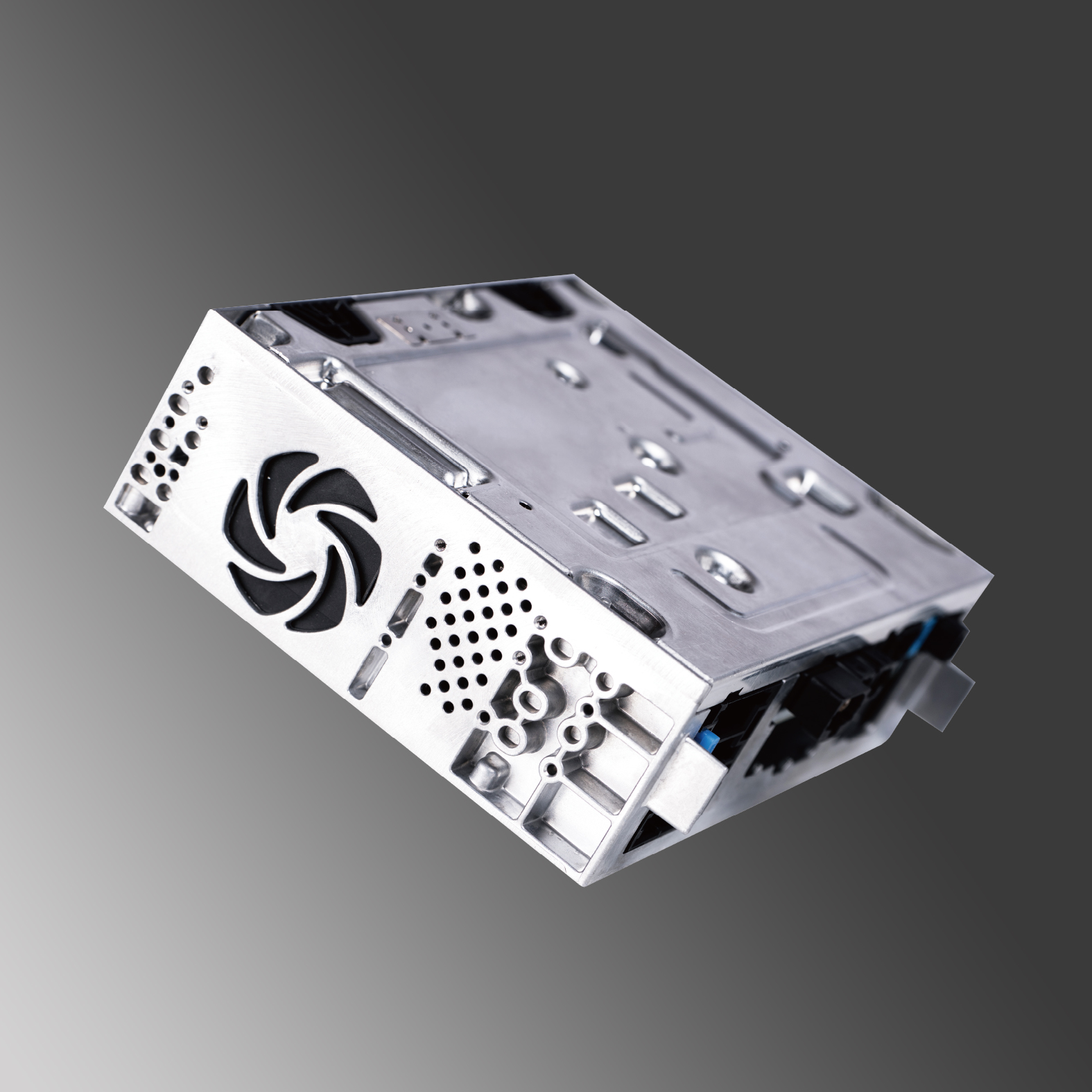 AL-C1（基于高通骁龙SA8155P）